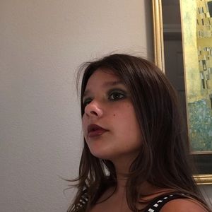 Meet your Posher, Evelyn